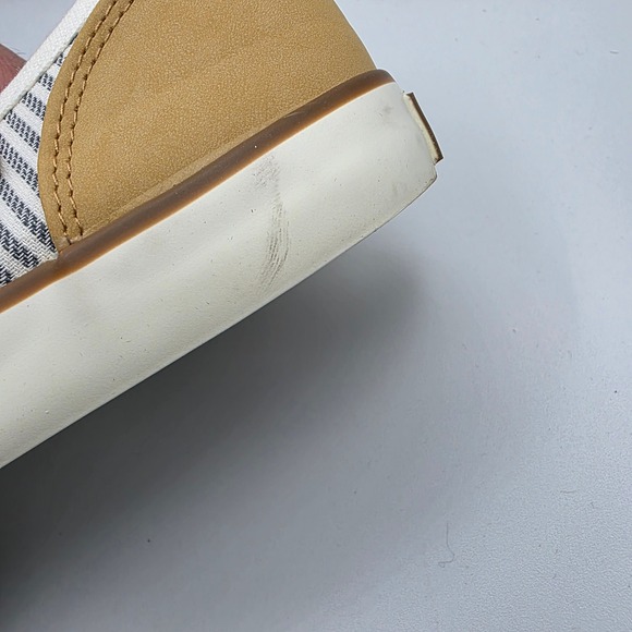 Tommy Bahama Women's Striped Slip On Canvas Shoes Tan Accents Size 8.5 - Picture 7 of 10